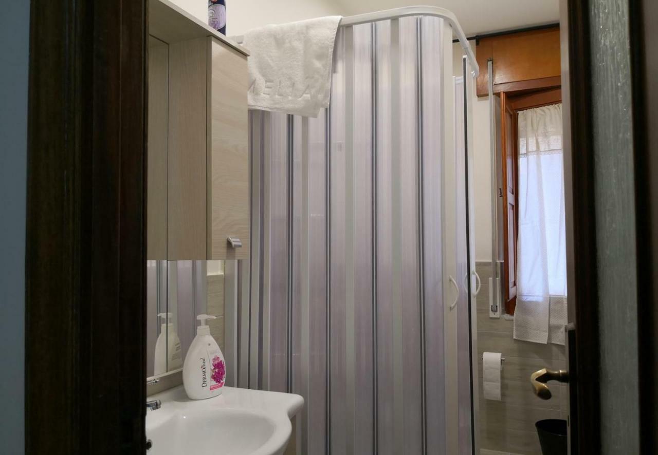 Fenesta Vascia Bed and Breakfast Napoli Eksteriør billede